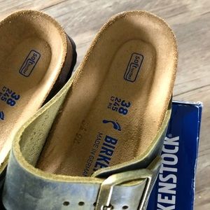 Brand New Arizona jade soft footbed 38 NARROW with box